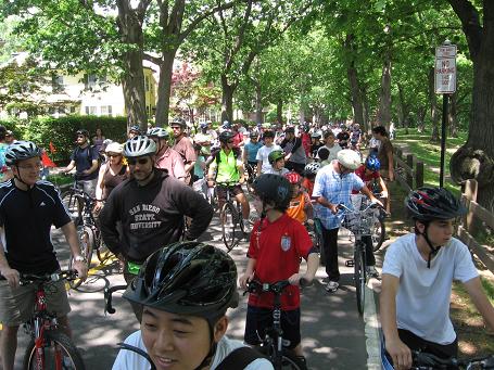 Bike parade 1